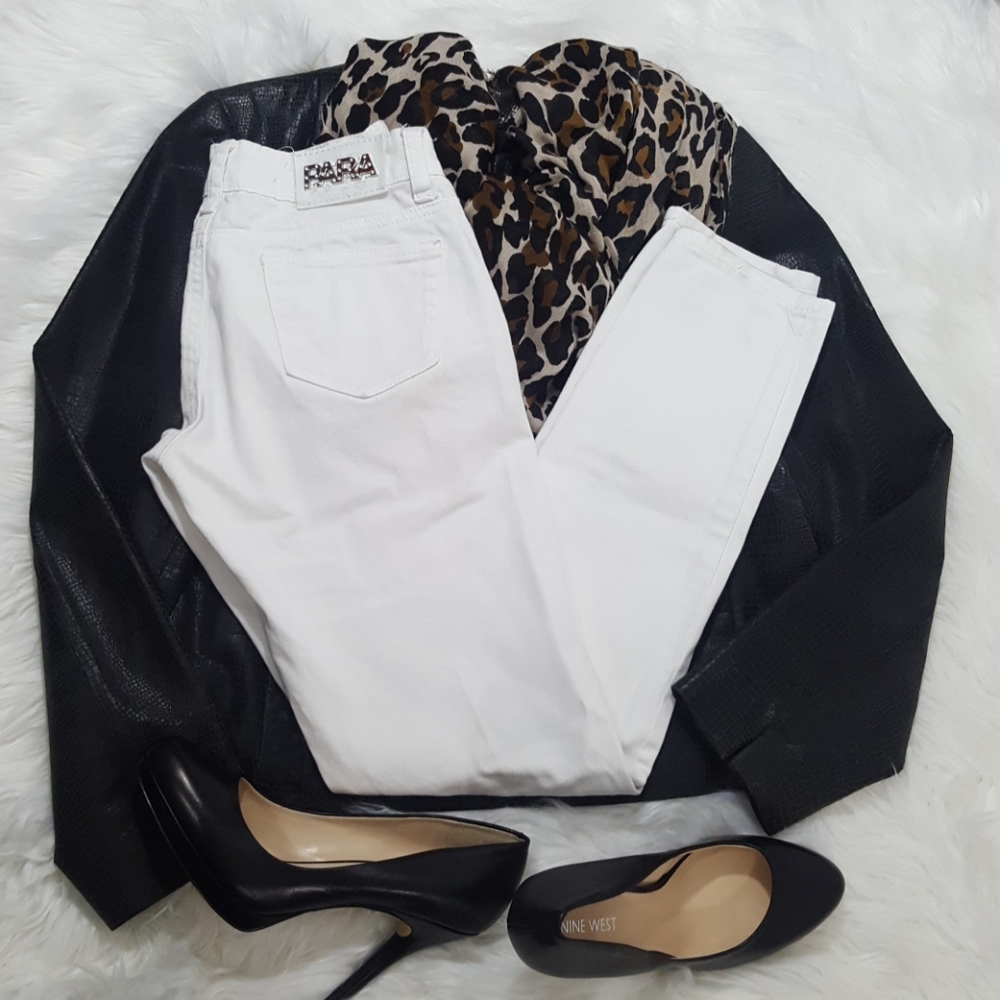 Para Distressed White Jeans Size 0